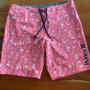 Hurley pink mermaid board Shorts size 38